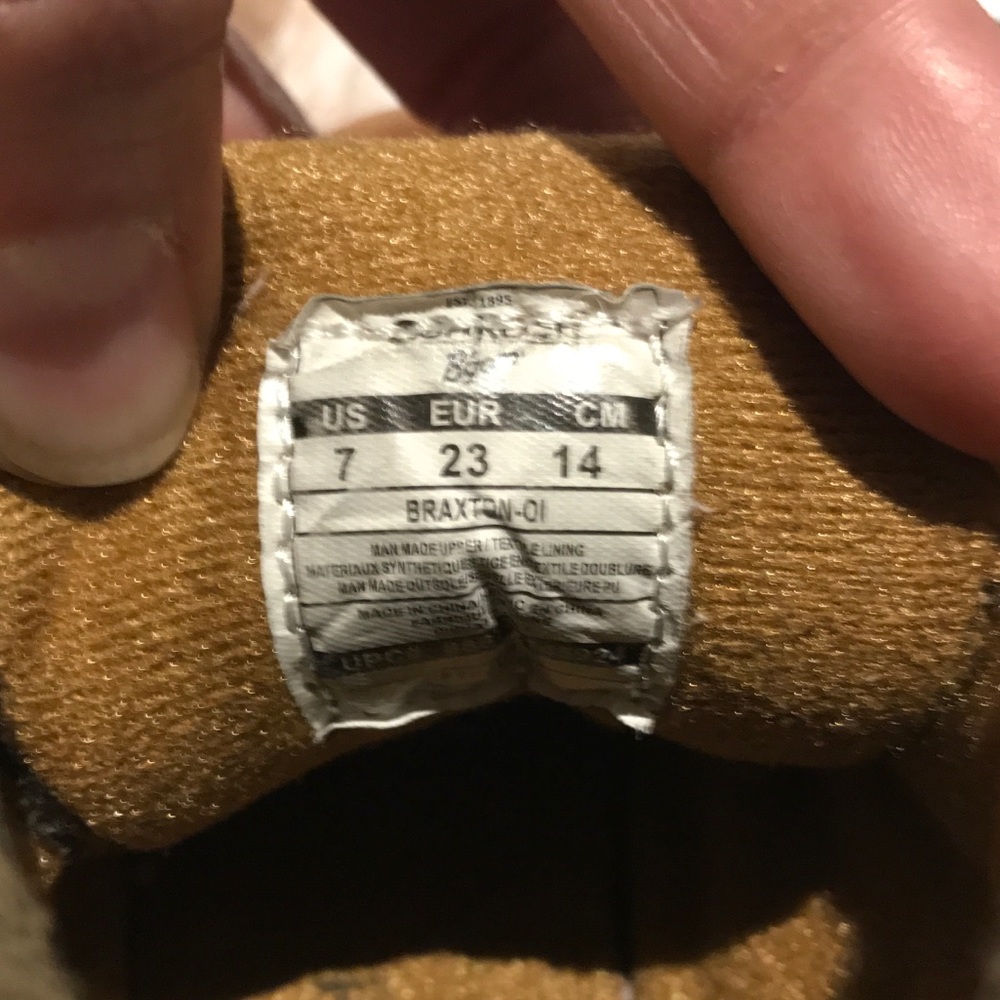 $7 or 3/$15 Oshkosh B’gosh all weather boots - Picture 7 of 8